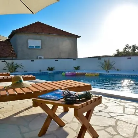 Family Friendly House With A Swimming Pool Debeljak, Zadar - 25720 Holiday home *