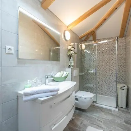 Family Friendly House With A Swimming Pool Debeljak, Zadar - 25720 Holiday home Sukosan